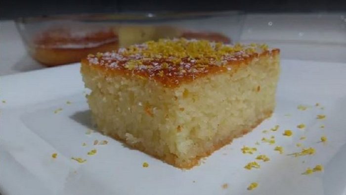 Enfes Şerbetli İrmik Tatlısı Tarifi