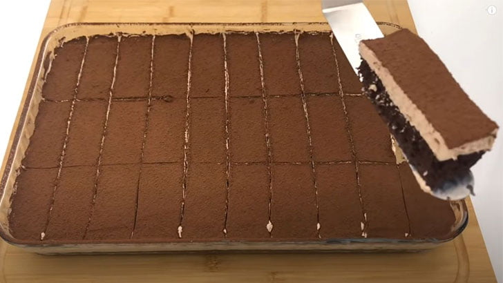 Çikolatalı Kolay 30 Kişilik Pasta Tarifi 1