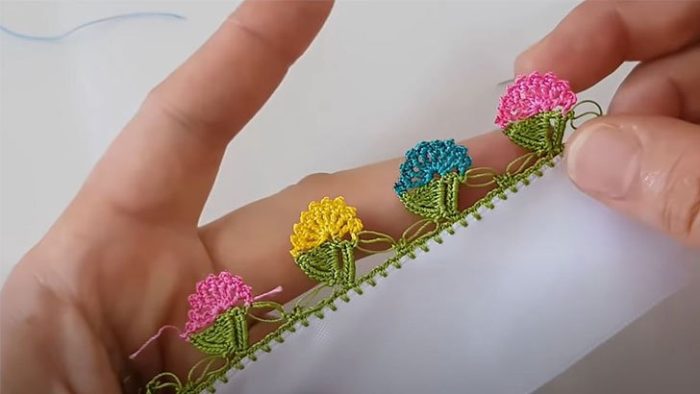 Küstüm Çiçeği Tığ Oyası Modeli