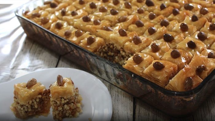 Böylesi Görülmedi İki Kat Lezzetli Bomba Baklava Tarifi
