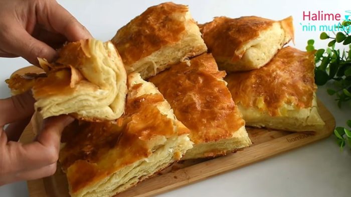 Böylesini Yemediğiniz Leziz Çörek Tarifi